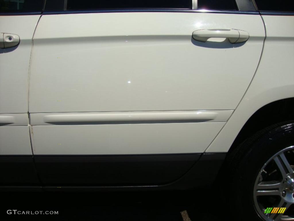 2007 Pacifica Touring AWD - Stone White / Pastel Slate Gray photo #12