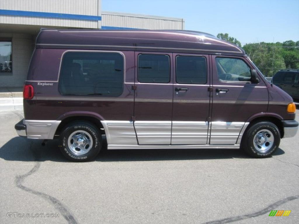 2002 Ram Van 1500 Passenger Conversion - Director Red Metallic / Sandstone photo #2