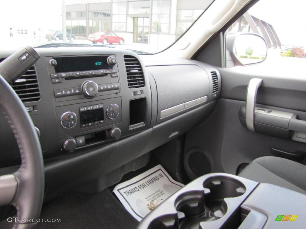 2009 Silverado 1500 LT Crew Cab 4x4 - Victory Red / Ebony photo #7