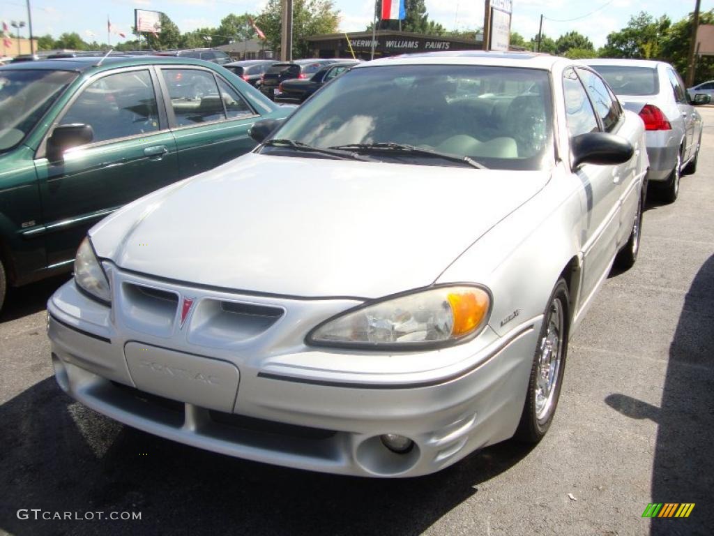 2003 Grand Am GT Sedan - Galaxy Silver Metallic / Dark Pewter photo #1