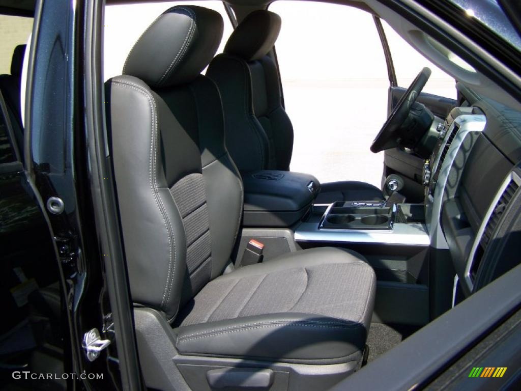 2010 Ram 1500 Sport Crew Cab 4x4 - Brilliant Black Crystal Pearl / Dark Slate Gray photo #14