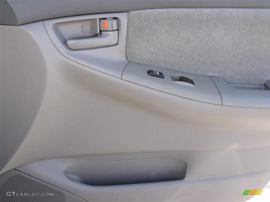 2006 Corolla CE - Silver Streak Mica / Stone photo #14