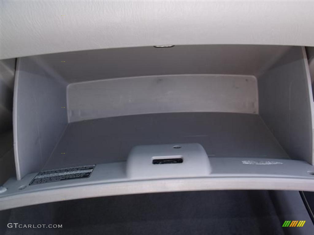 2006 Corolla CE - Silver Streak Mica / Stone photo #15