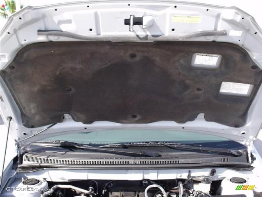 2006 Corolla CE - Silver Streak Mica / Stone photo #32