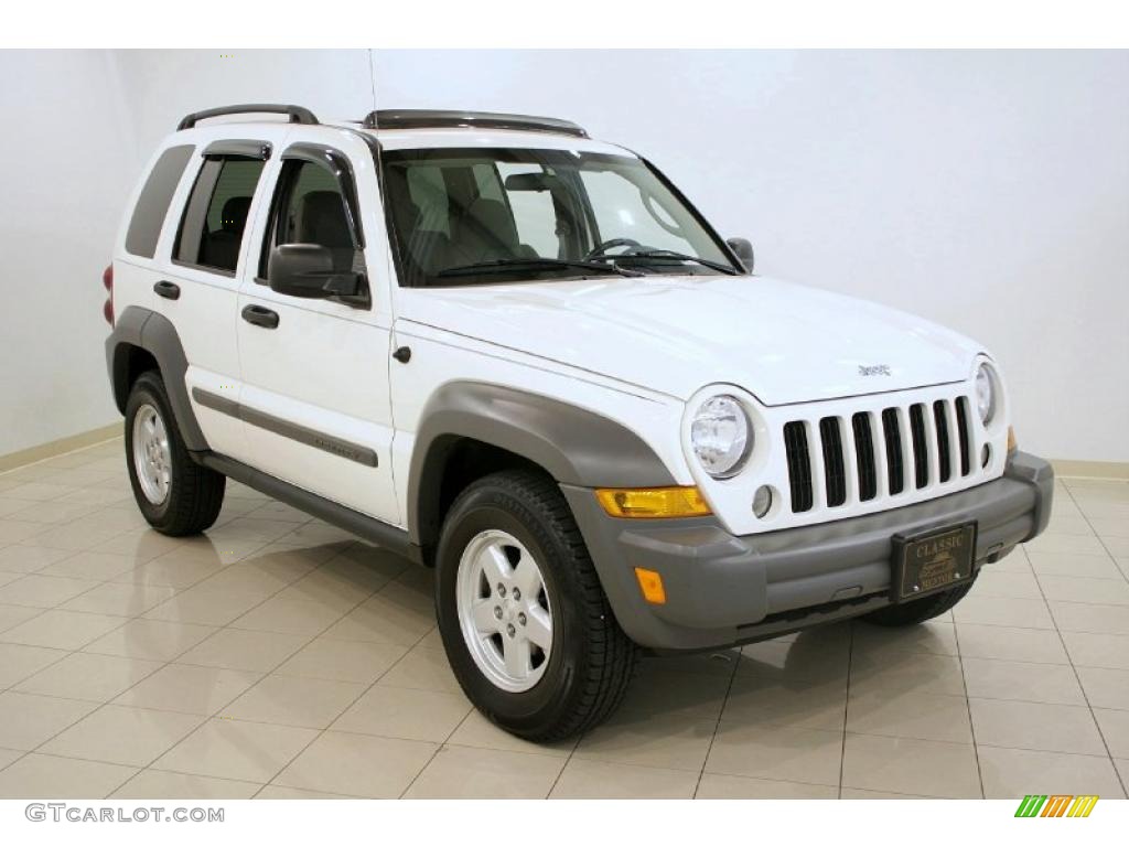 2005 Liberty Sport 4x4 - Stone White / Medium Slate Gray photo #1