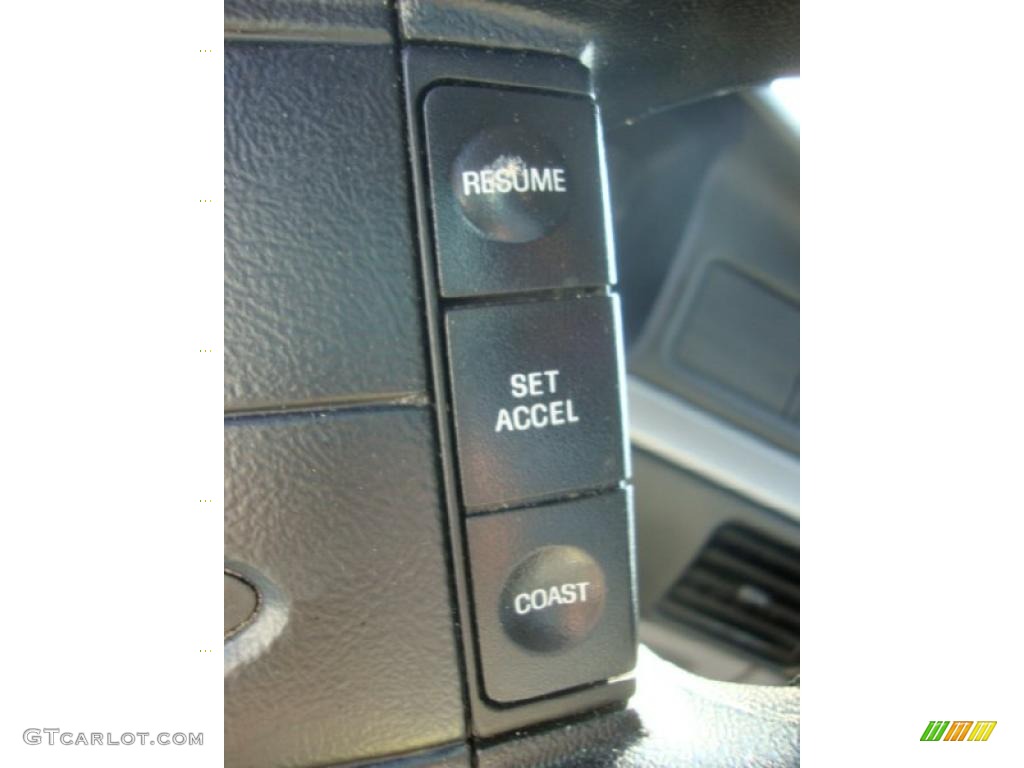 1995 F150 XLT Regular Cab - Light Opal Metallic / Gray photo #19