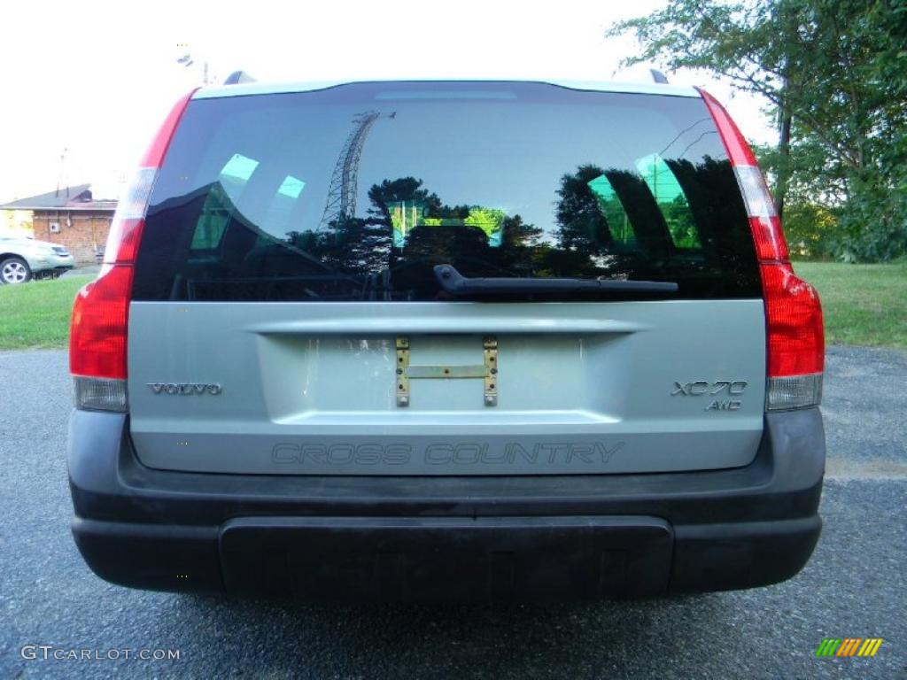 2004 XC70 AWD - Crystal Green Metallic / Graphite photo #7