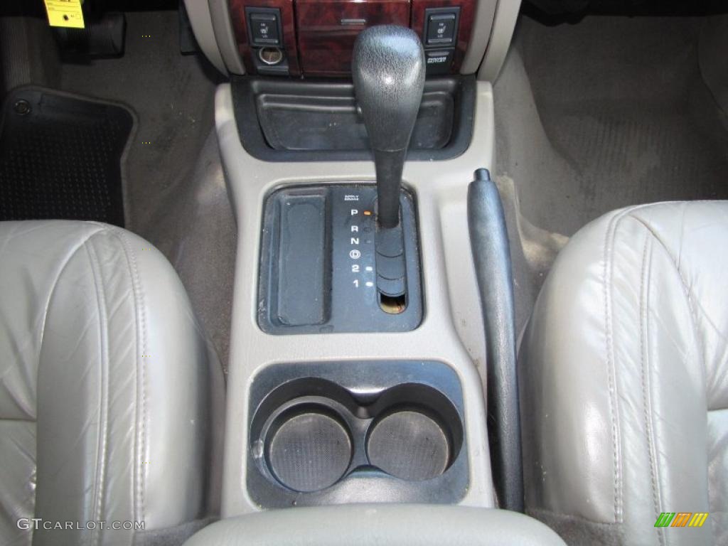 2001 Grand Cherokee Limited - Stone White / Taupe photo #15