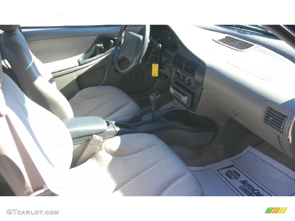 1998 Cavalier Coupe - Manta Green Metallic / Gray photo #10