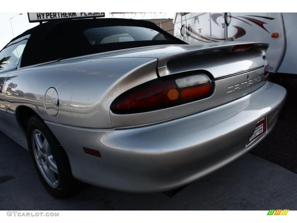 1997 Camaro Z28 Convertible - Sebring Silver Metallic / Dark Grey photo #16