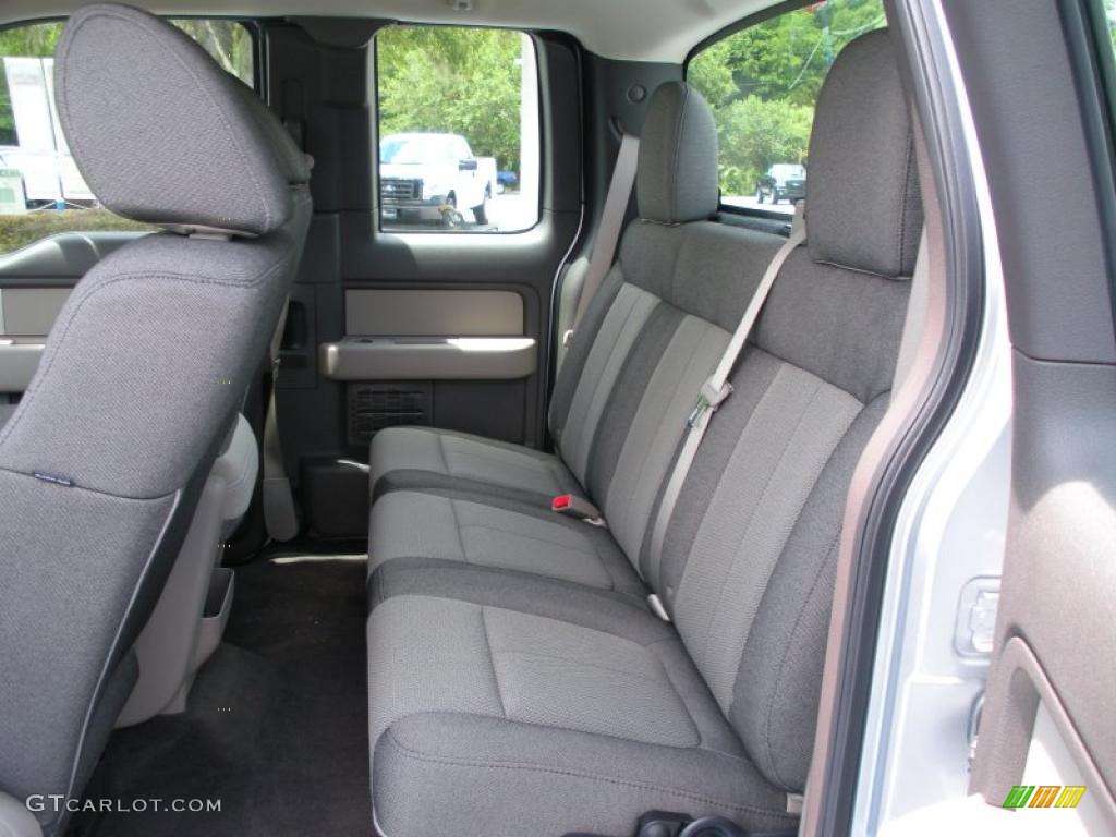2010 F150 STX SuperCab - Ingot Silver Metallic / Medium Stone photo #6
