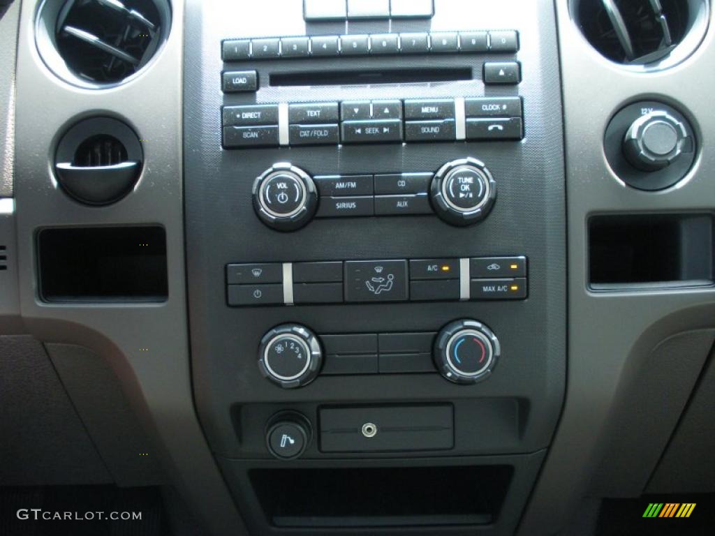 2010 F150 STX SuperCab - Ingot Silver Metallic / Medium Stone photo #9
