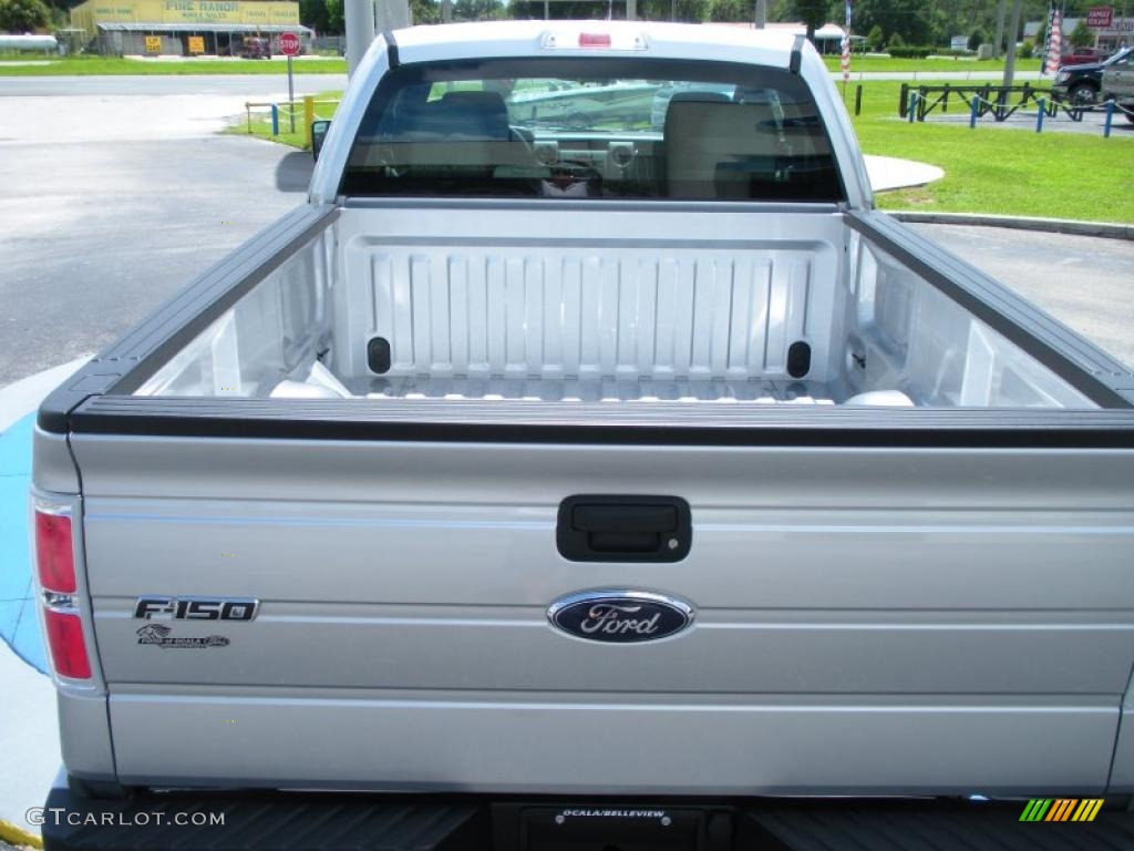 2010 F150 STX SuperCab - Ingot Silver Metallic / Medium Stone photo #10