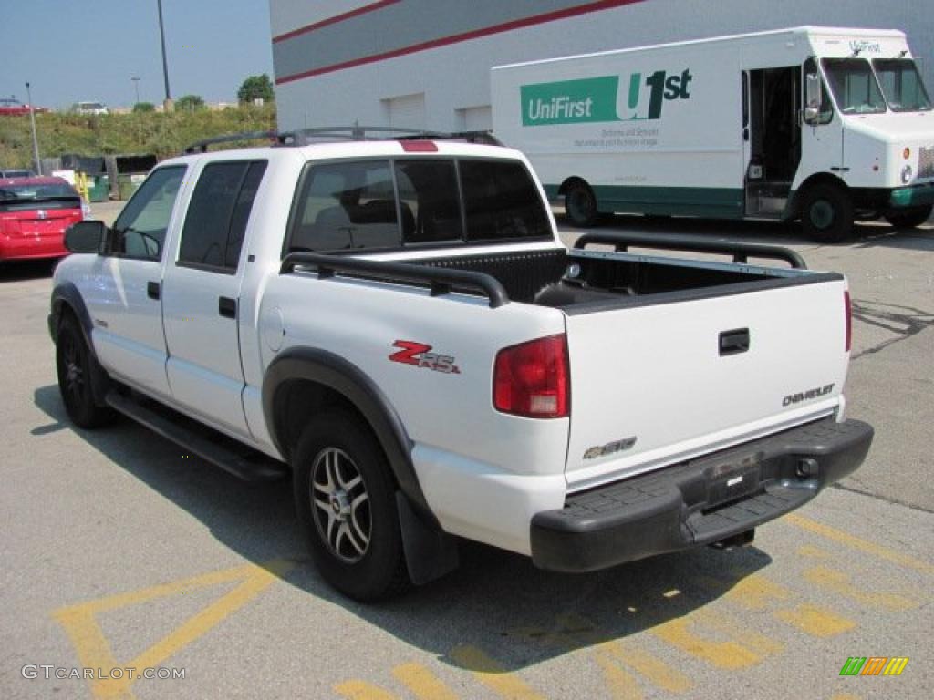 2003 S10 LS ZR5 Crew Cab 4x4 - Summit White / Graphite photo #5