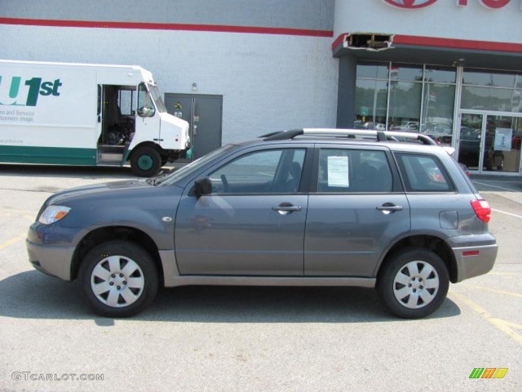 2006 Outlander LS 4WD - Graphite Gray Pearl / Charcoal photo #2