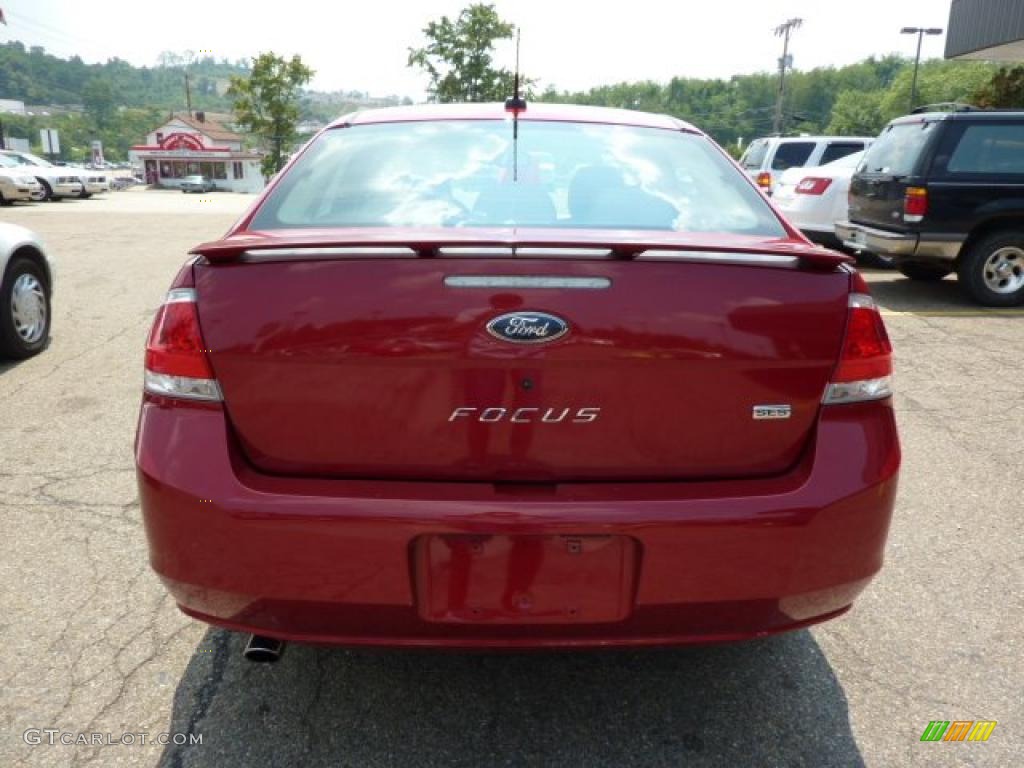 2009 Focus SES Sedan - Sangria Red Metallic / Charcoal Black photo #3