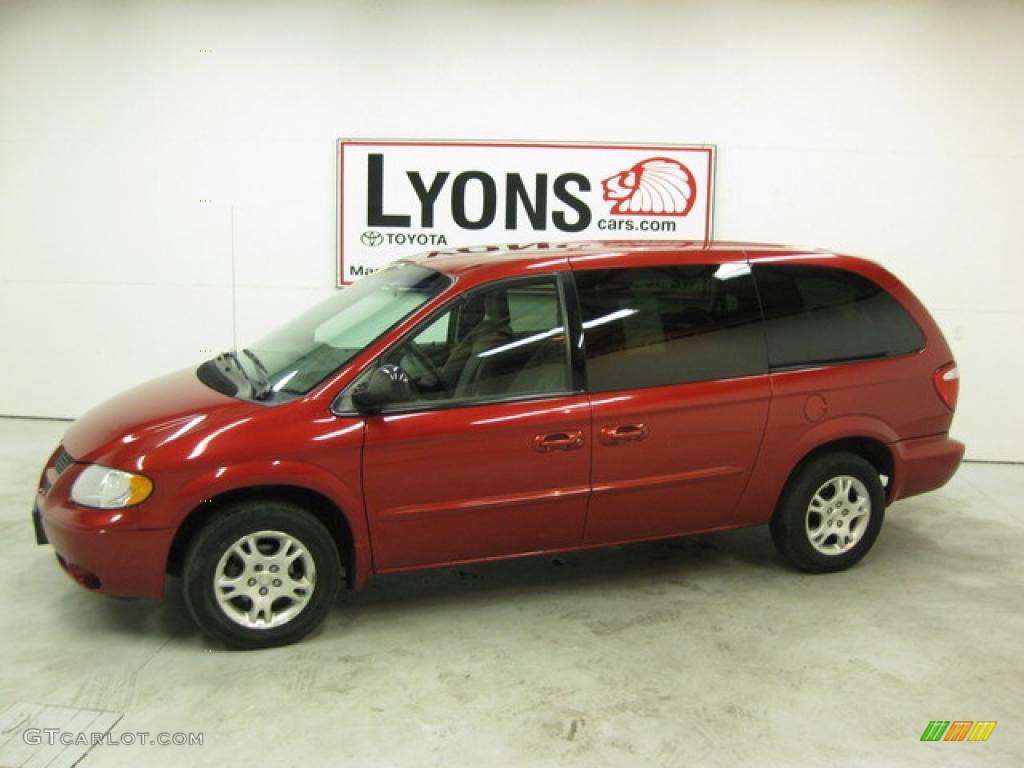2003 Grand Caravan Sport - Inferno Red Tinted Pearl / Taupe photo #1