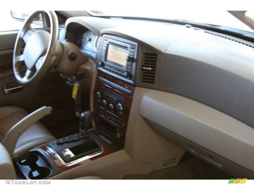 2005 Grand Cherokee Limited 4x4 - Deep Beryl Green Pearl / Medium Slate Gray photo #7