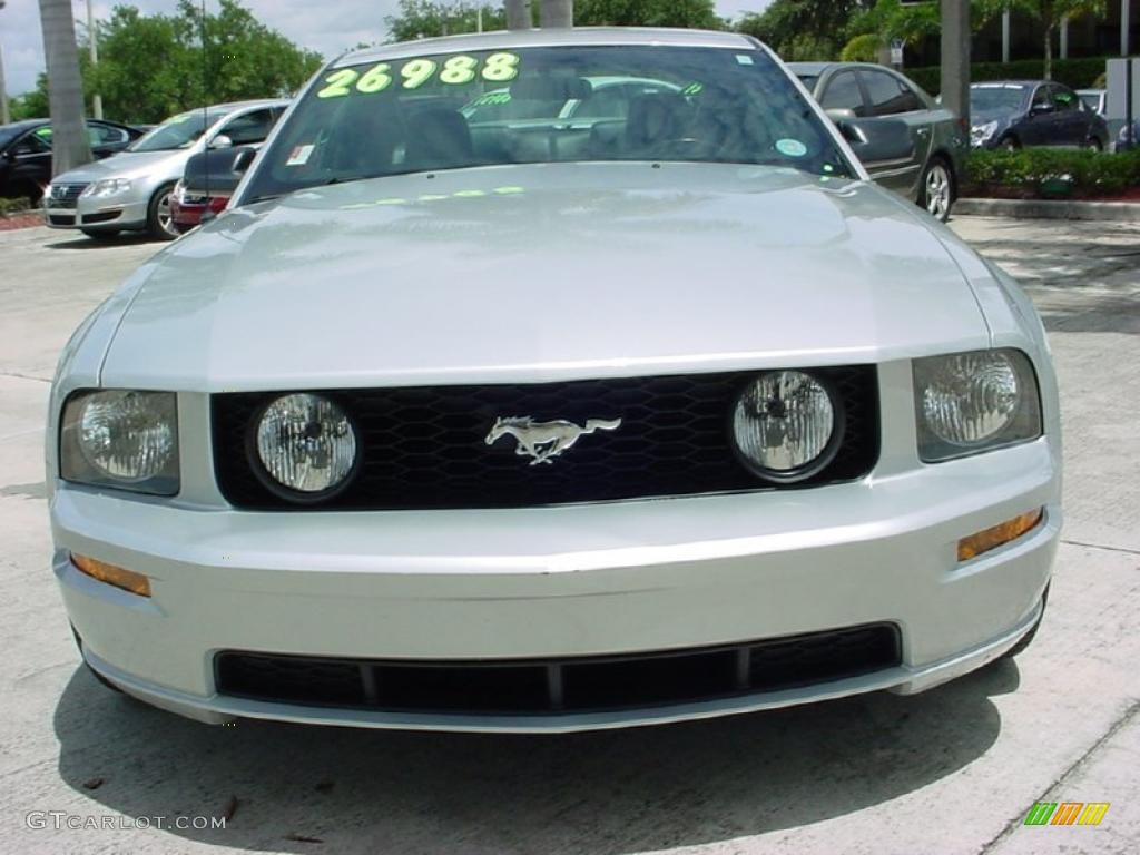2008 Mustang GT Premium Coupe - Brilliant Silver Metallic / Dark Charcoal photo #14