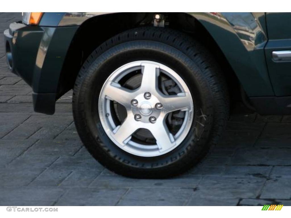 2005 Grand Cherokee Limited 4x4 - Deep Beryl Green Pearl / Medium Slate Gray photo #23