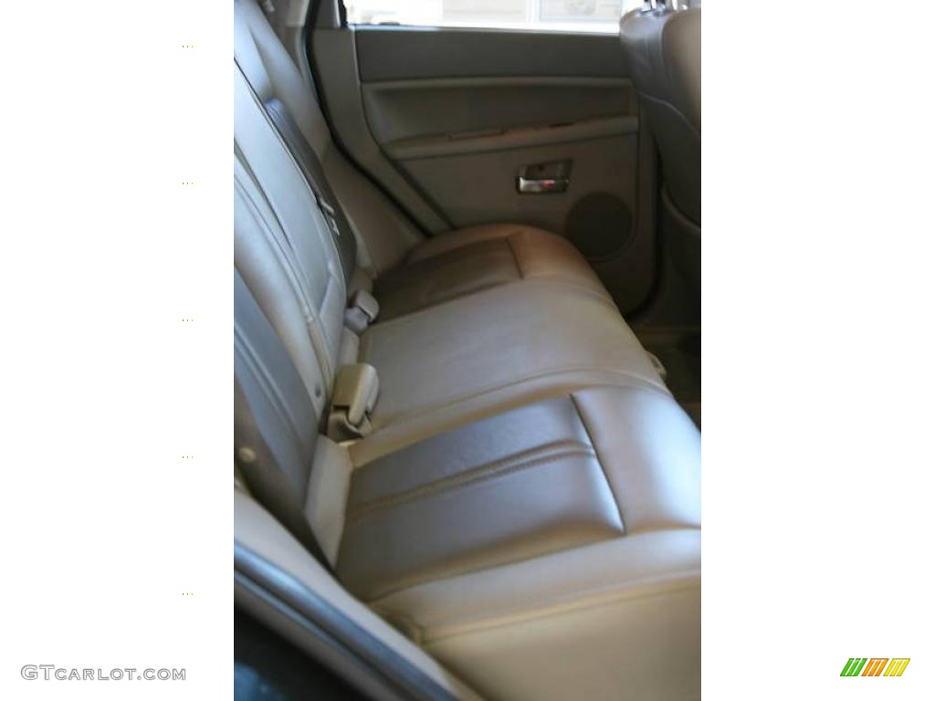 2005 Grand Cherokee Limited 4x4 - Deep Beryl Green Pearl / Medium Slate Gray photo #28