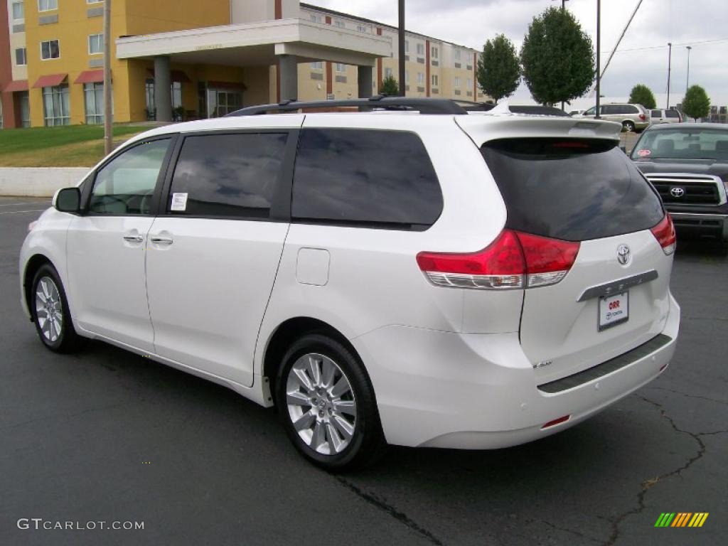 2011 Sienna Limited - Super White / Bisque photo #3