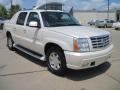 White Diamond - Escalade EXT AWD Photo No. 2