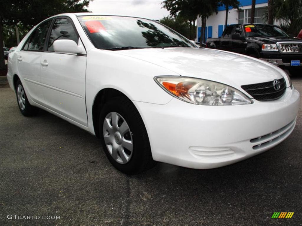2003 Camry LE - Super White / Stone photo #1