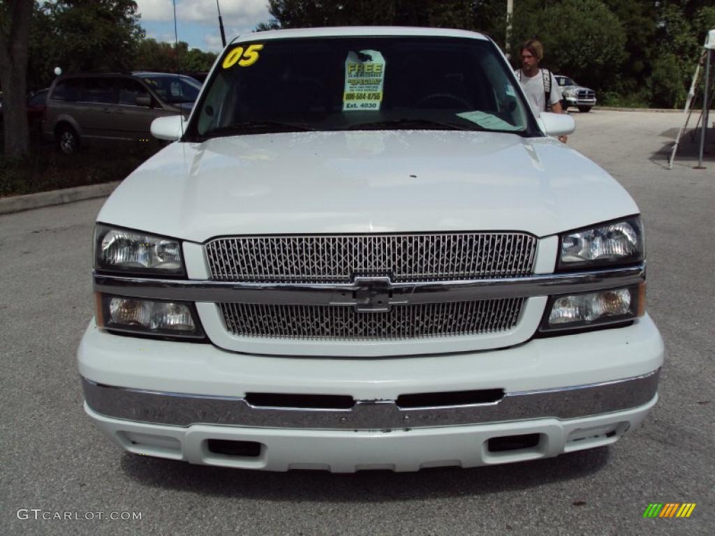 2005 Silverado 1500 Regular Cab - Summit White / Medium Gray photo #11