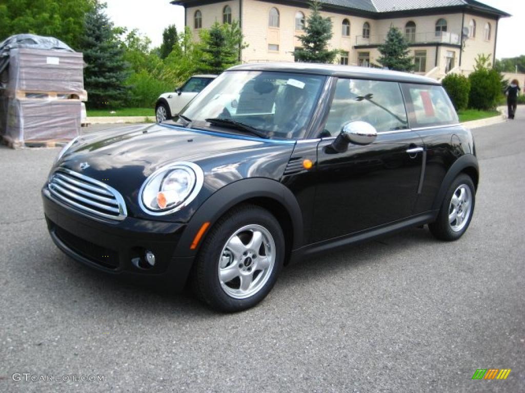 Midnight Black Metallic Mini Cooper