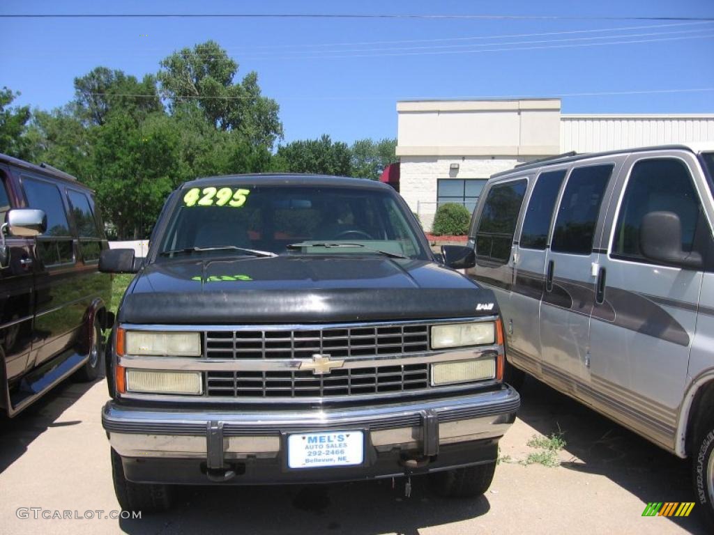 1992 Suburban K1500 4x4 - Dark Argent Metallic / Graphite photo #1