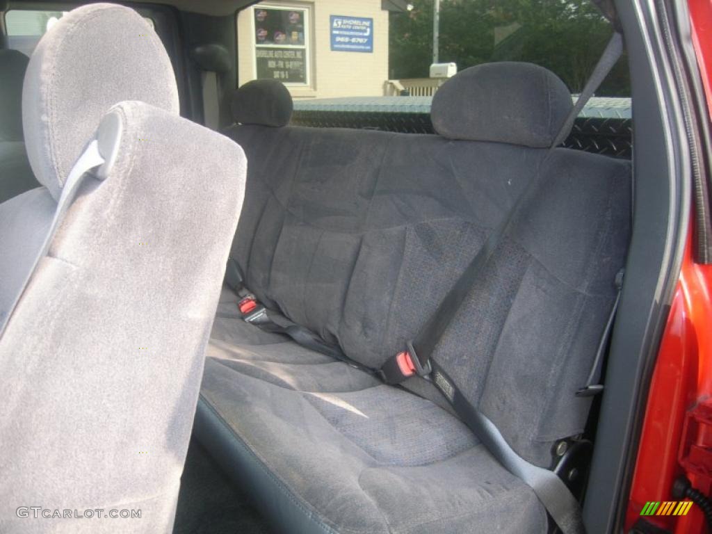 2001 Silverado 1500 LS Extended Cab 4x4 - Victory Red / Graphite photo #11