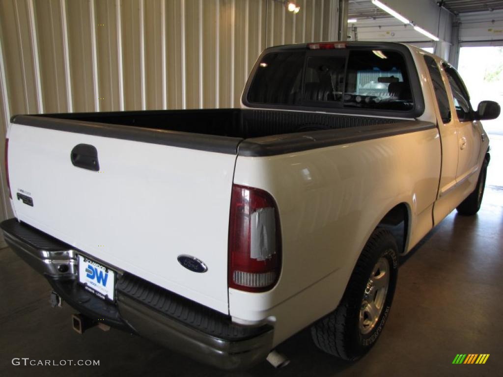 2002 F150 XLT SuperCab - Oxford White / Dark Graphite photo #4