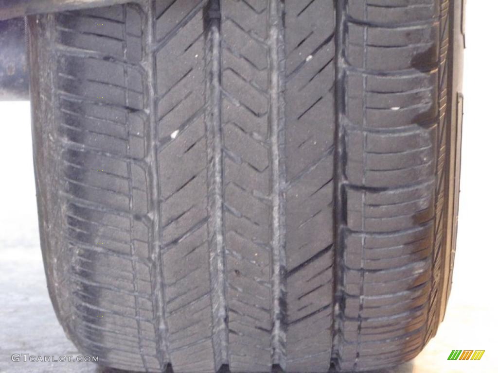 2005 LaCrosse CXL - Sterling Silver Metallic / Neutral photo #9