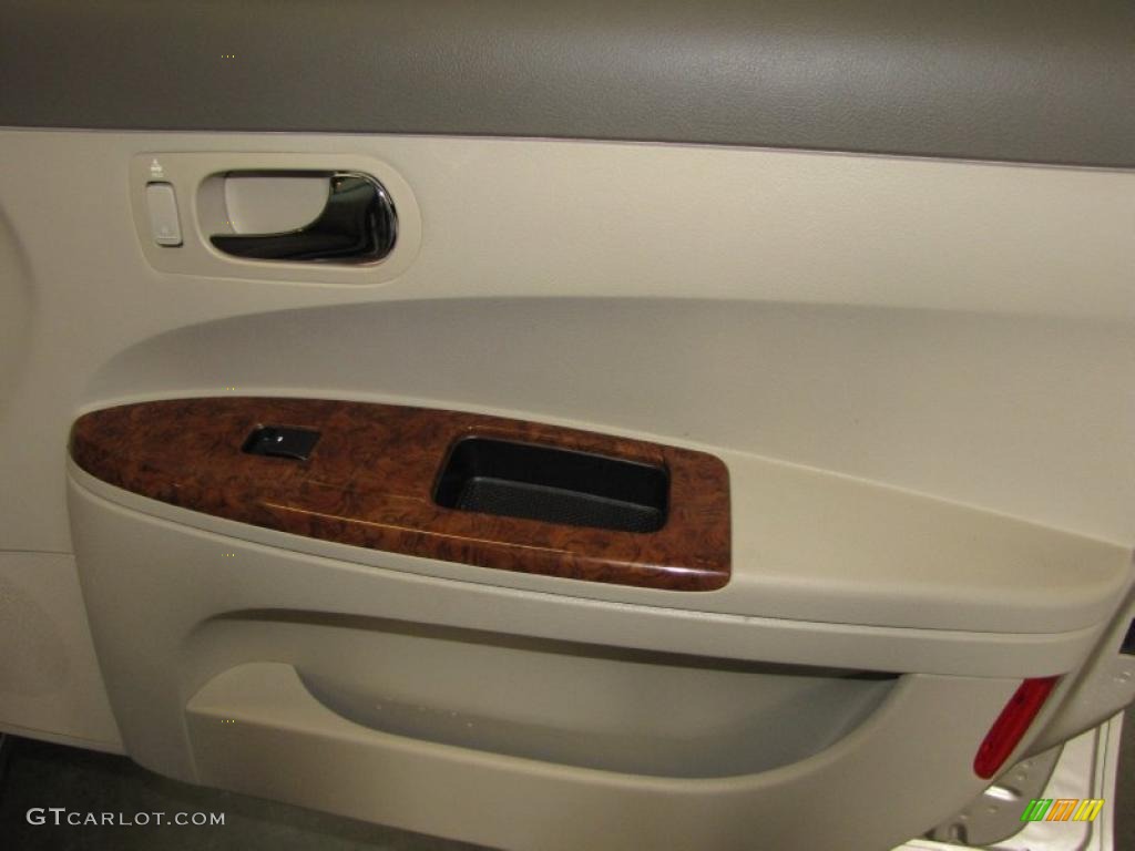 2005 LaCrosse CXL - Sterling Silver Metallic / Neutral photo #13