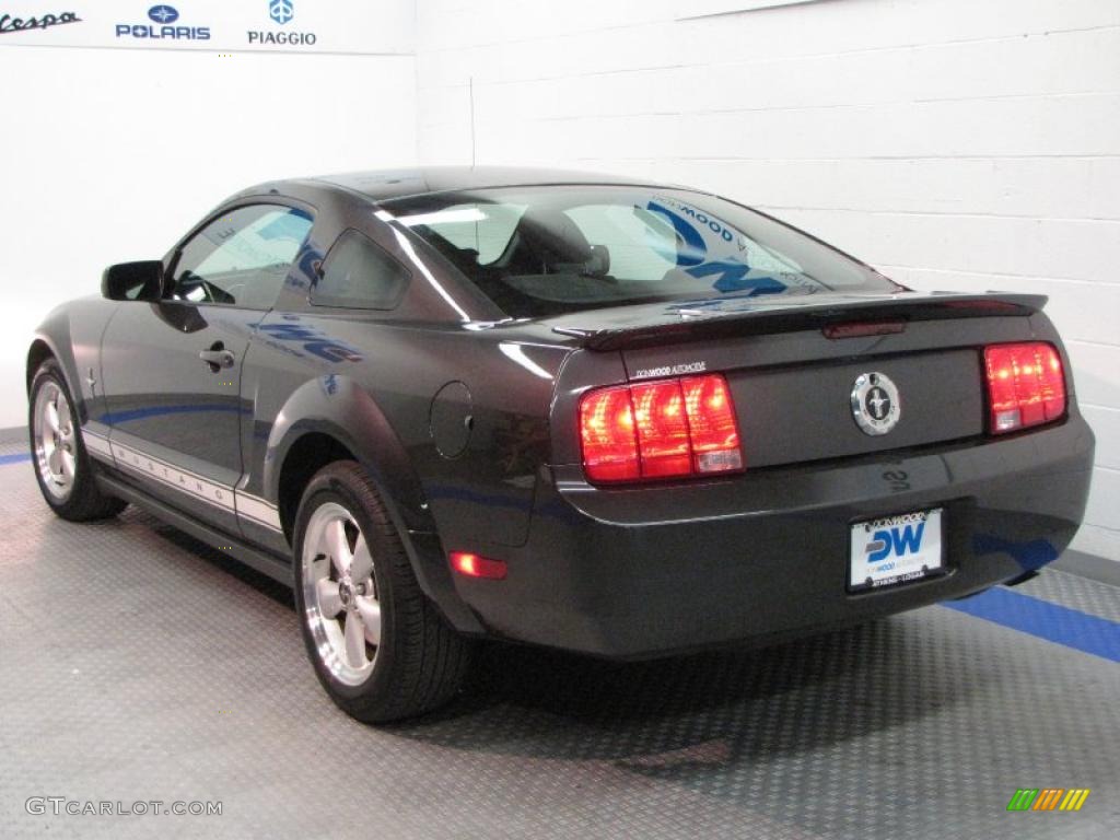 2007 Mustang V6 Premium Coupe - Alloy Metallic / Dark Charcoal photo #3
