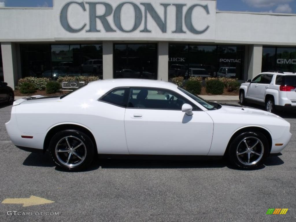 2010 Challenger SE - Stone White / Dark Slate Gray photo #1