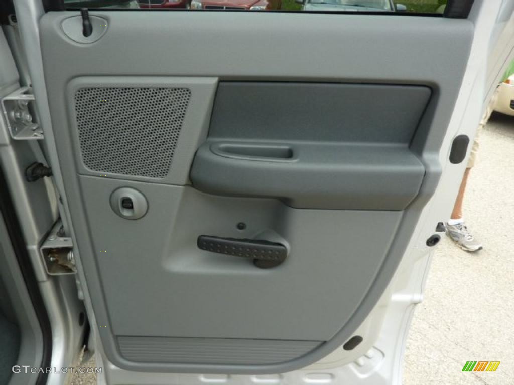 2008 Ram 1500 Big Horn Edition Quad Cab 4x4 - Bright Silver Metallic / Medium Slate Gray photo #18