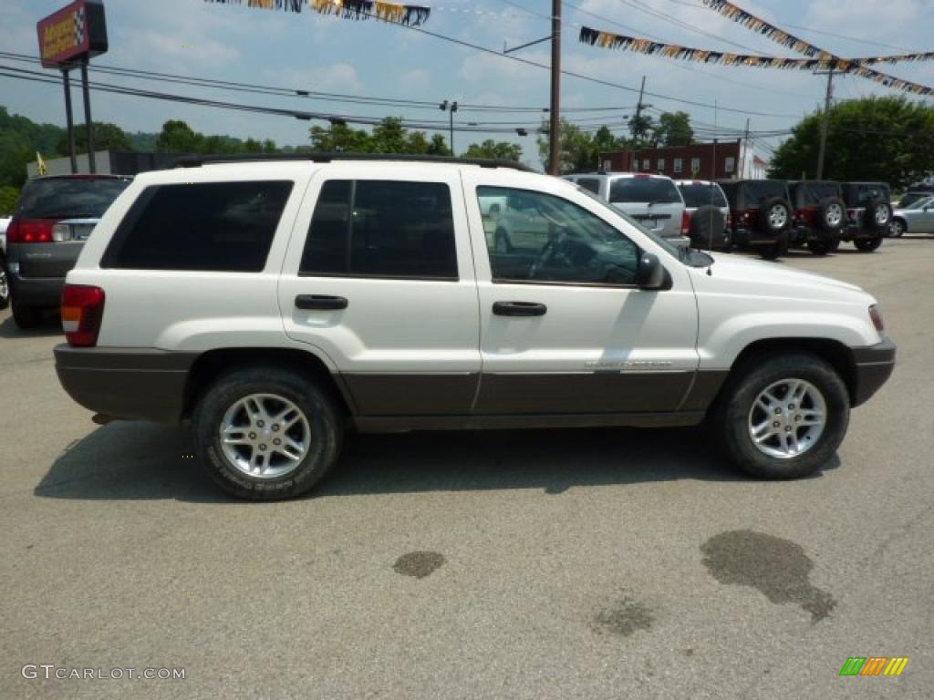 2003 Grand Cherokee Laredo 4x4 - Stone White / Dark Slate Gray photo #6