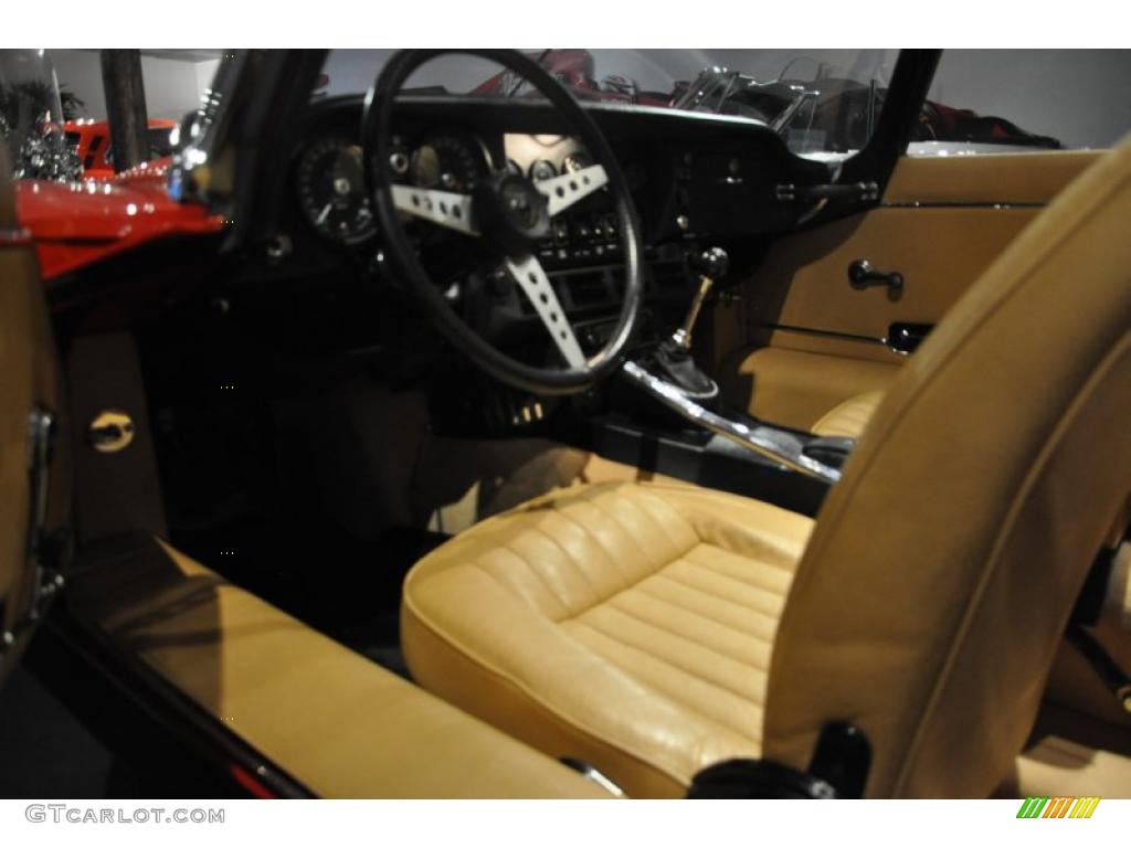 1973 Jaguar E-Type XKE 5.3 Roadster Front Seat Photo #32574435