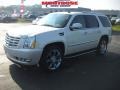 White Diamond - Escalade Luxury AWD Photo No. 20