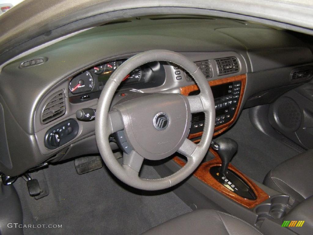 2004 Sable LS Premium Sedan - Arizona Beige Metallic / Dark Charcoal photo #11