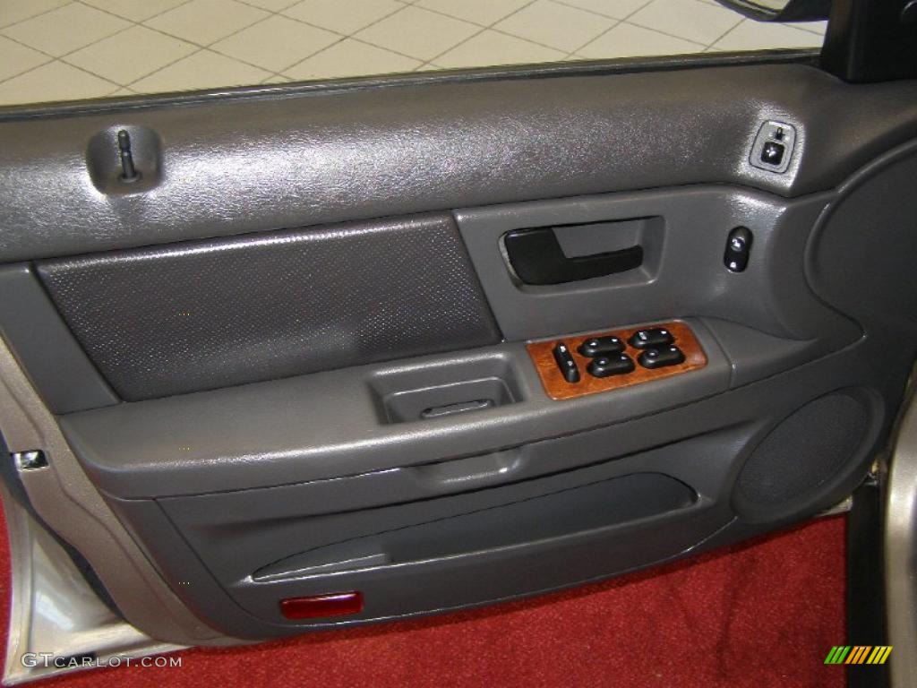 2004 Sable LS Premium Sedan - Arizona Beige Metallic / Dark Charcoal photo #12
