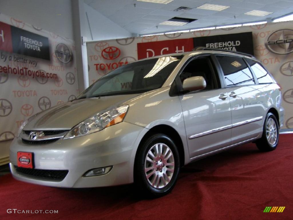 2007 Sienna XLE Limited - Silver Shadow Pearl / Stone photo #1
