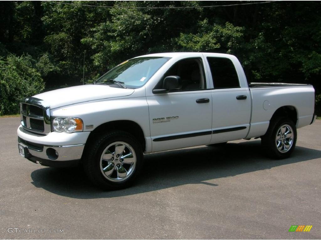 2005 Ram 1500 Thunder Road Quad Cab 4x4 - Bright White / Taupe photo #1