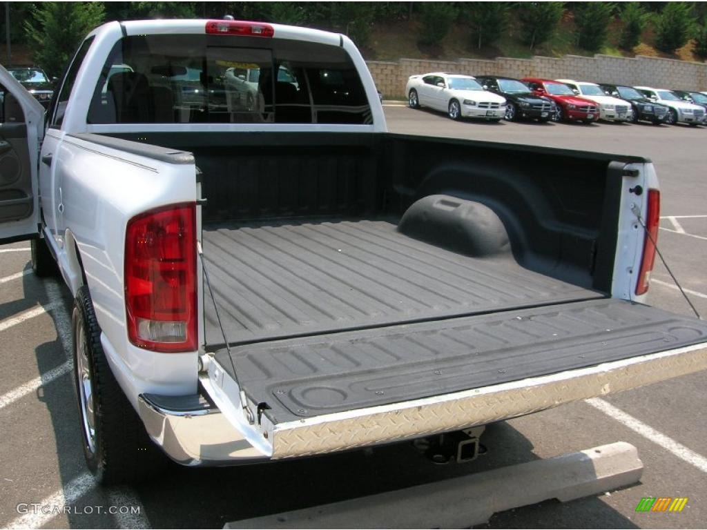 2005 Ram 1500 Thunder Road Quad Cab 4x4 - Bright White / Taupe photo #21