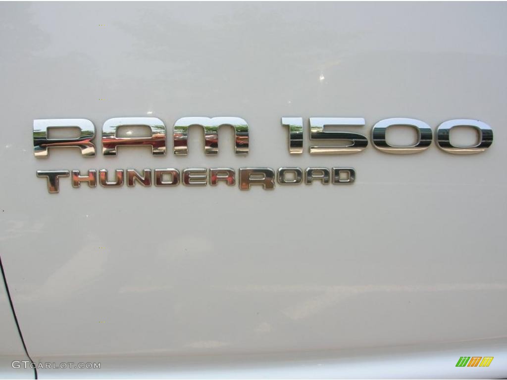 2005 Ram 1500 Thunder Road Quad Cab 4x4 - Bright White / Taupe photo #26