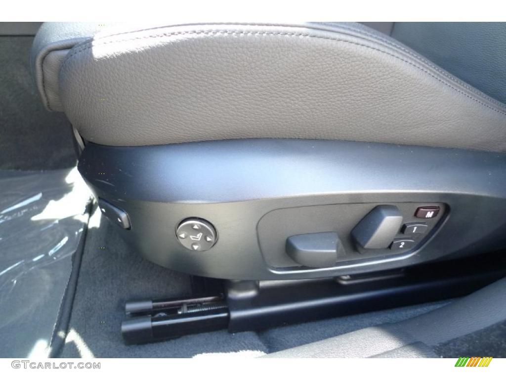 2008 3 Series 335xi Sedan - Jet Black / Black photo #28