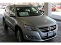 2009 Reflex Silver Metallic Volkswagen Tiguan SE  photo #2