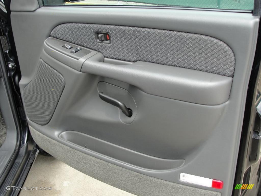 2003 Avalanche 1500 - Black / Dark Charcoal photo #25